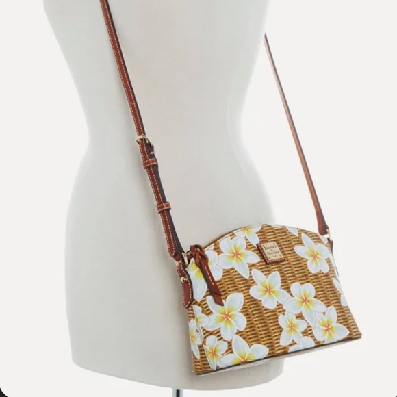 NWT Dooney & Bourke Plumeria Suki Crossbody Bag $228 - Picture 8 of 9